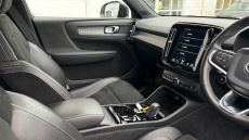 Volvo Xc40 2.0 D4 [190] R DESIGN Pro 5dr AWD Geartronic Diesel Estate